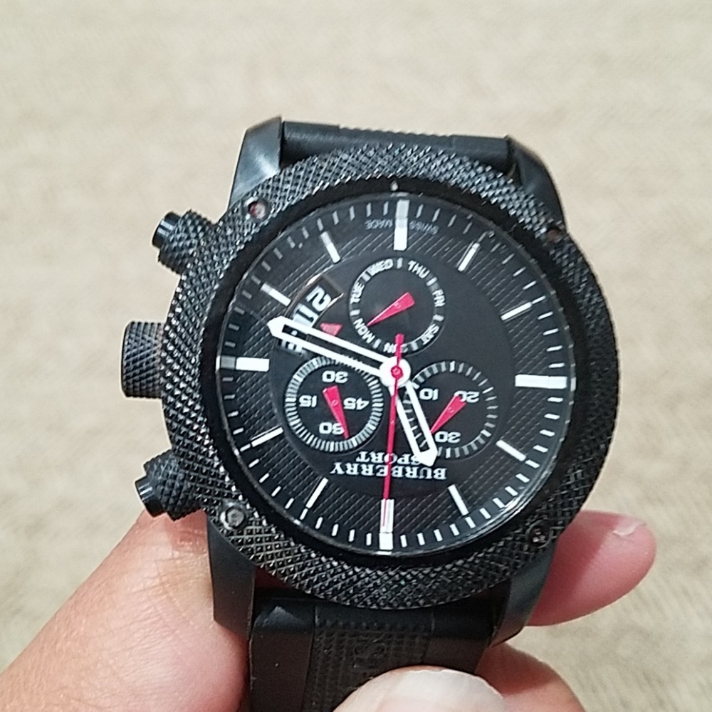 BURBERRY sports watch - Picture 3 of 5